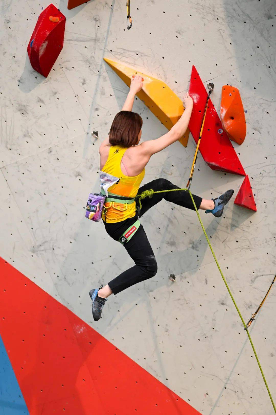 开云官网-包含女足比赛勇攀高峰永不放弃的词条