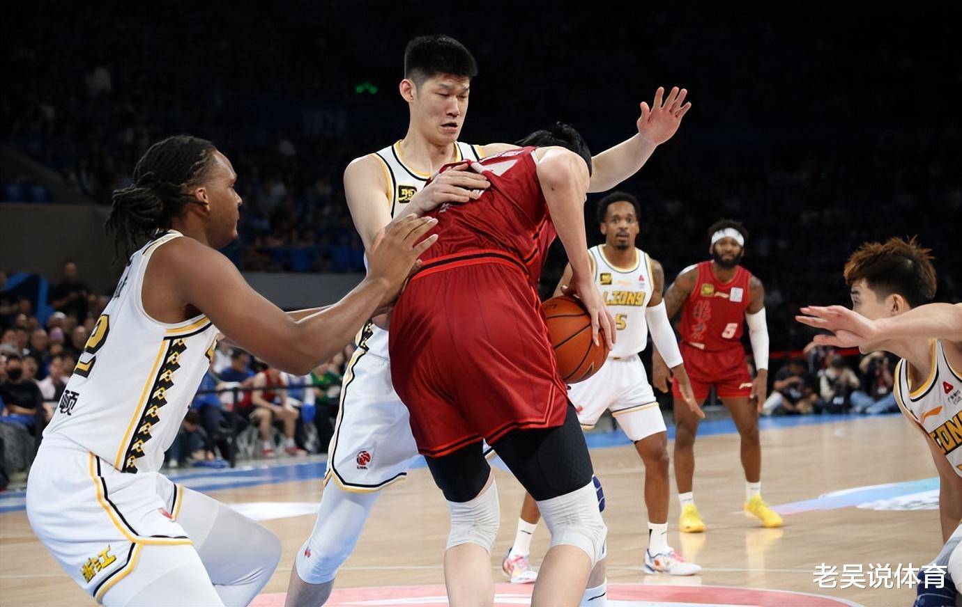 独行侠完胜篮网,胡金秋状态火热 独行侠完胜篮网,胡金秋状态火热