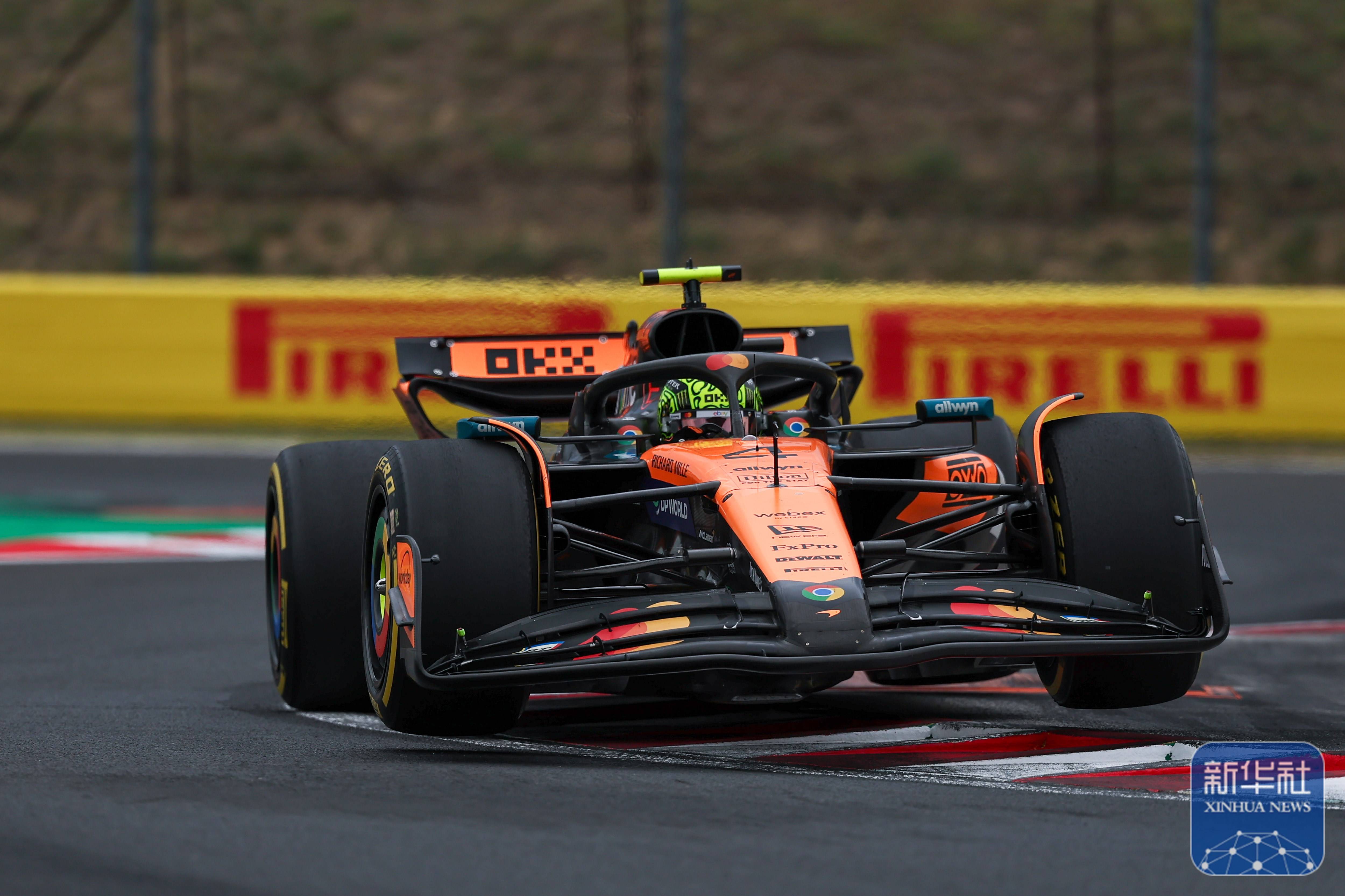 开云体育APP下载-梅赛德斯逆转迈凯伦，汉密尔顿扛起全队