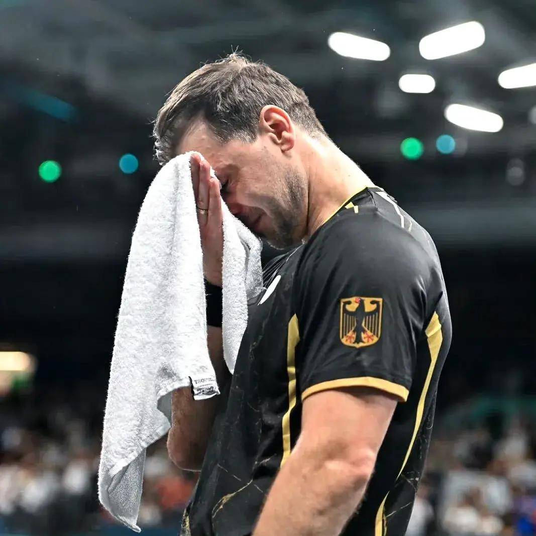 波兰队轻取法国队,波尔刷新纪录 波兰队轻取法国队,波尔刷新纪录