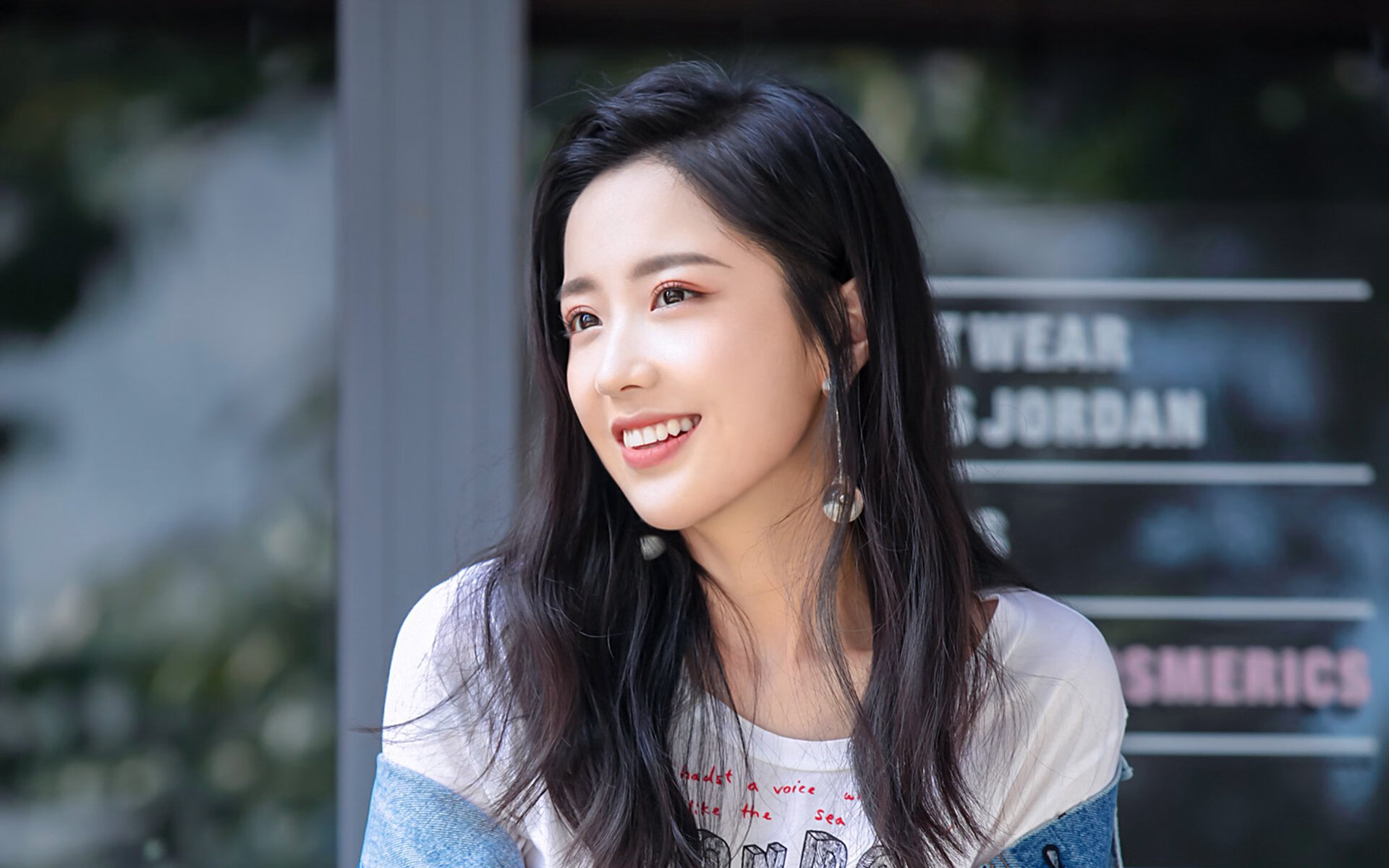 象征的绿茵，真实的荣光，当喀麦隆精神锁死皇马体系，坎特是那道无处不在的墙