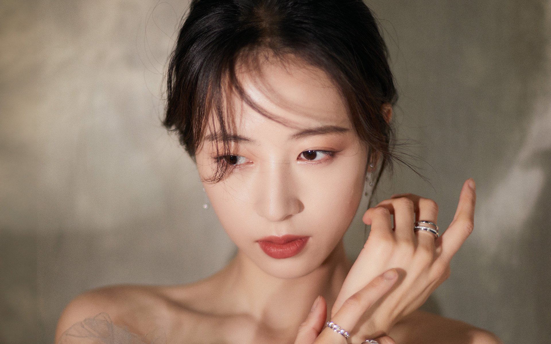 开云APP-苍穹与土壤，莫德里奇的黄昏颂歌与尤文图斯的晨曦冲锋