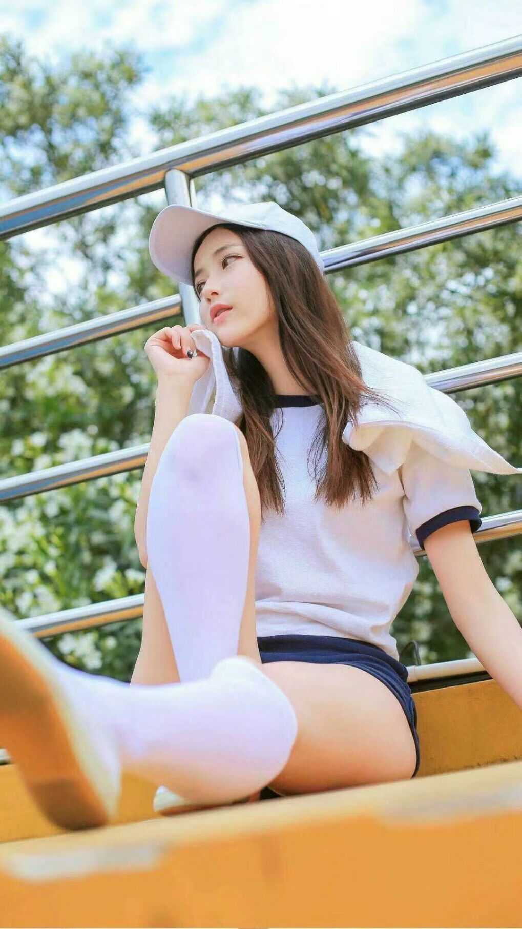 湖人争冠征途险胜老鹰，文班亚马化身外星来客主宰关键回合