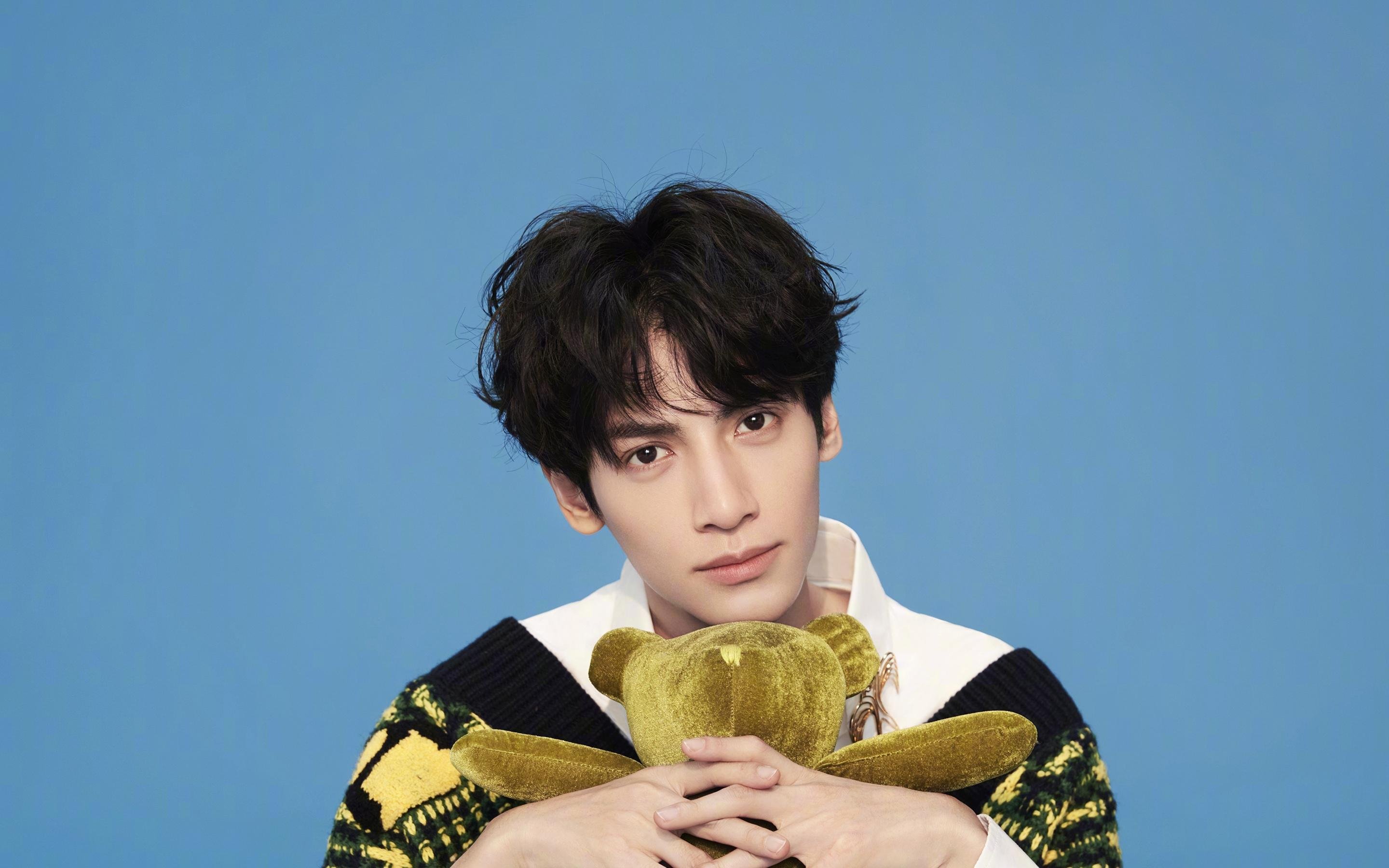 足球之神的双面剧本,奥纳纳存在感拉满之夜,爱尔兰绝杀英格兰