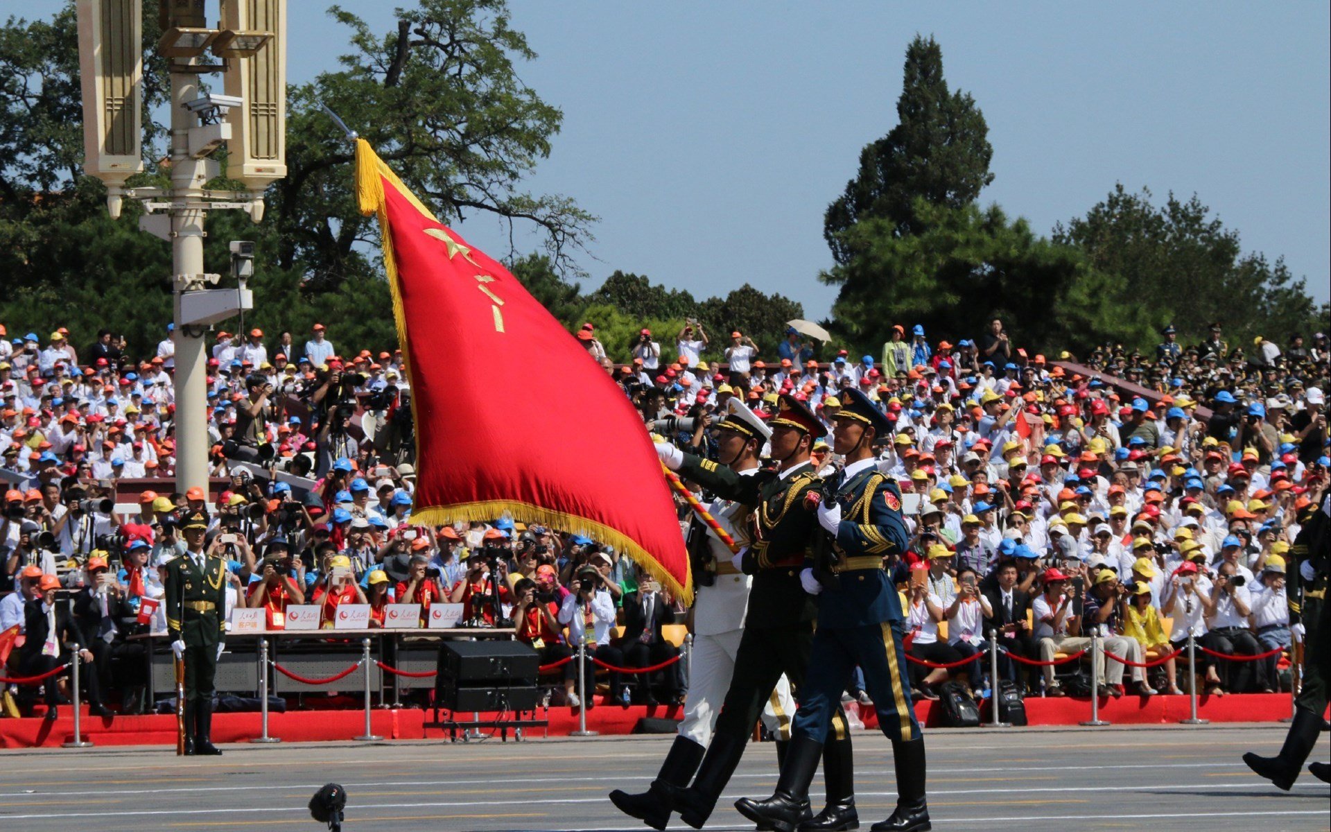 开云体育入口-风暴眼小贾伦,上海男篮降维打击冲垮广厦防线